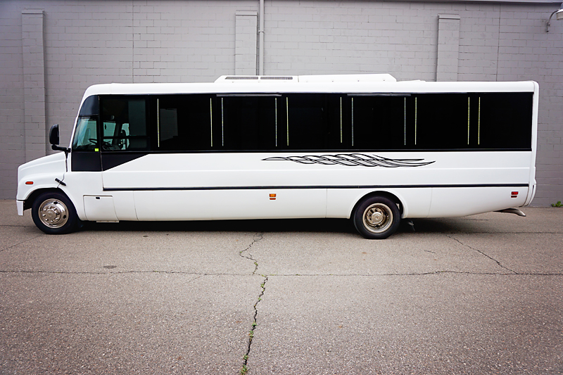charter bus rentals in charlotte